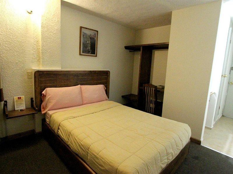 Hb Express Hotel Tlaxcala Екстер'єр фото